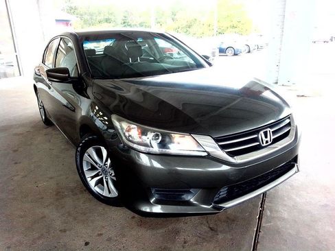 Used 2014 Honda Accord LX image 2