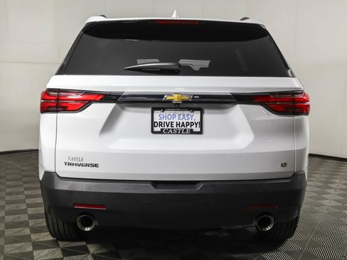 Used 2023 Chevrolet Traverse LT FWD image 16