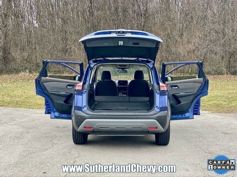 Used 2023 Nissan Rogue SV image 37
