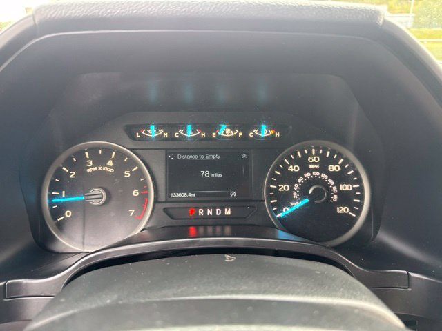 Used 2019 Ford F150 XLT w/ Equipment Group 302A Luxury AWD/4WD image 23