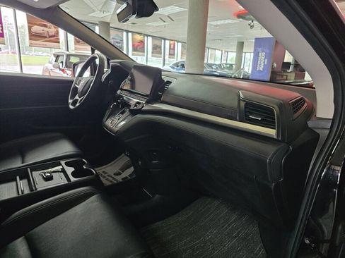 Used 2025 Honda Odyssey EX-L image 13
