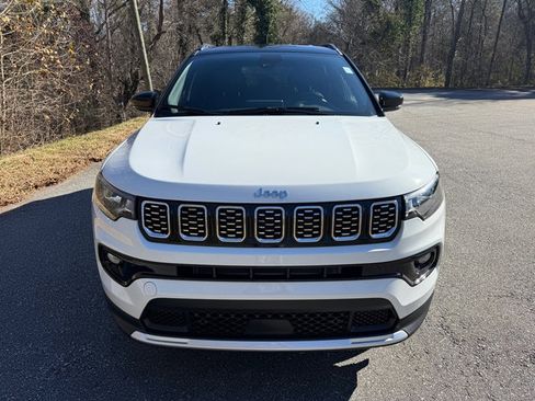 New 2026 Jeep Compass Limited image 4