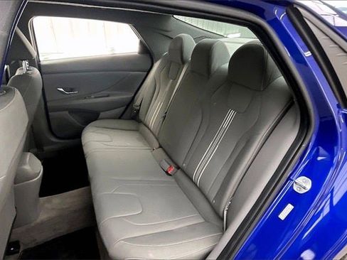Certified 2023 Hyundai Elantra SEL w/ Cargo Package image 19