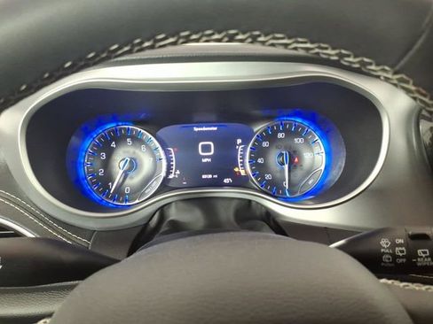 Used 2022 Chrysler Pacifica Touring-L w/ S Appearance Package image 20