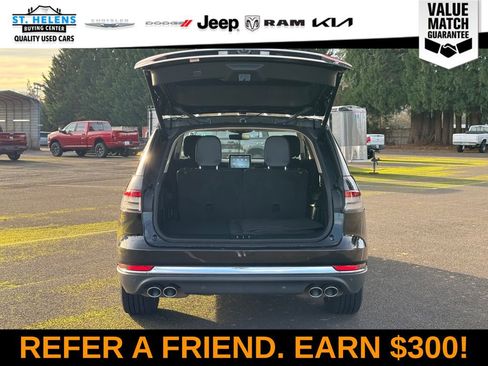 Used 2023 Lincoln Aviator Reserve w/ Elements Package Plus image 6