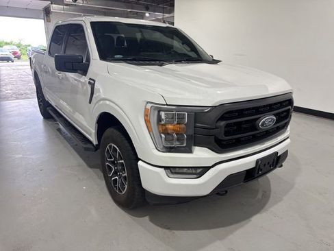 Used 2022 Ford F150 XLT w/ Equipment Group 302A High AWD/4WD image 3