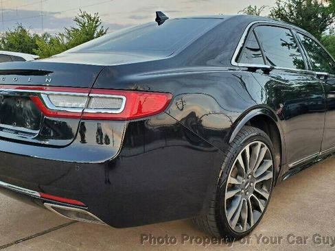 Used 2019 Lincoln Continental Select w/ Continental Climate Package image 15