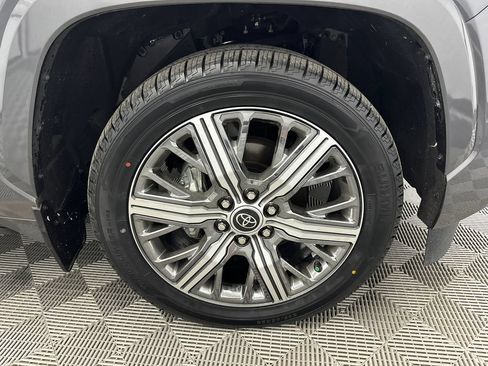 Used 2024 Toyota Sequoia Capstone AWD/4WD image 14