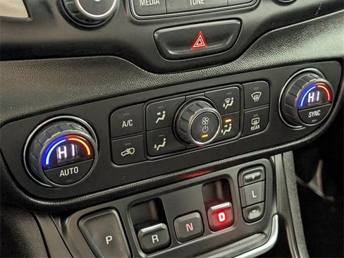 Used 2018 GMC Terrain SLE w/ Infotainment Package I image 28