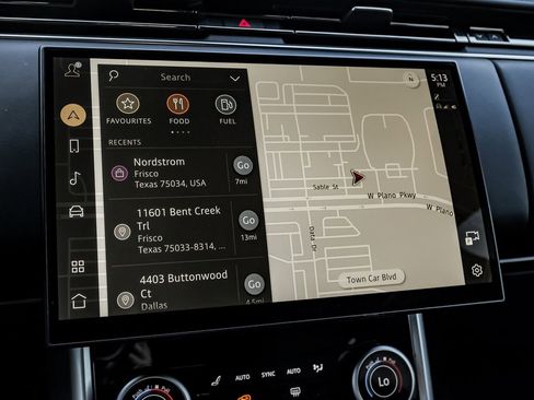 Used 2023 Land Rover Range Rover SE image 28