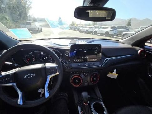 Used 2024 Chevrolet Blazer RS FWD image 4
