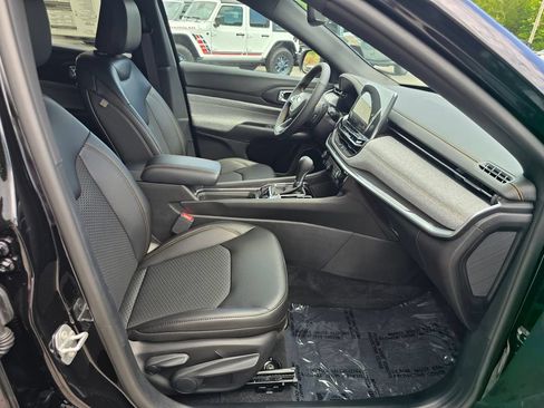 New 2026 Jeep Compass Latitude AWD/4WD image 27