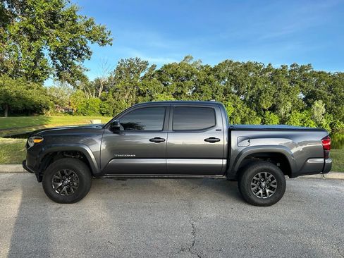 Used 2023 Toyota Tacoma SR5 AWD/4WD image 3