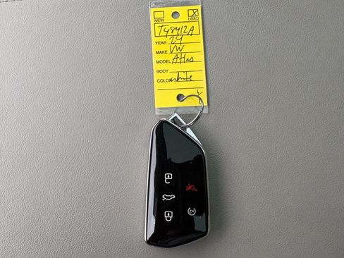 Used 2024 Volkswagen Atlas SEL Premium R-Line AWD/4WD image 67