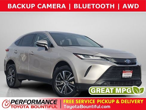 Used 2024 Toyota Venza LE AWD/4WD image 1