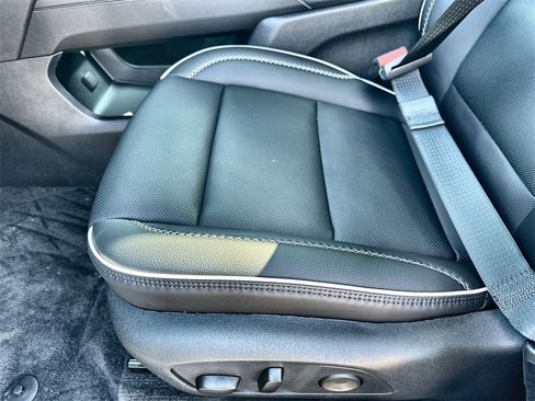 New 2026 GMC Acadia Denali w/ Super Cruise Package image 25