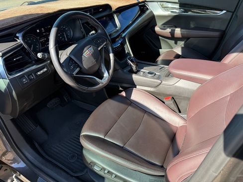 Used 2020 Cadillac XT6 Premium Luxury image 18