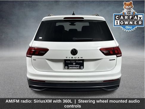 Used 2022 Volkswagen Tiguan SE w/ Panoramic Sunroof Package image 7