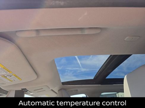 Certified 2025 Nissan Murano SL AWD/4WD image 7