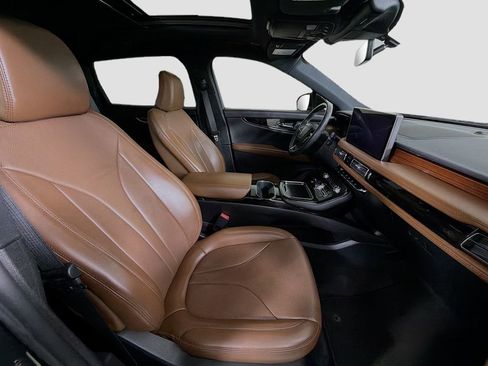Used 2022 Lincoln Nautilus Reserve FWD image 30