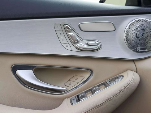 Used 2016 Mercedes-Benz C 300 Sedan image 15