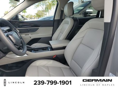 Certified 2026 Lincoln Nautilus Premier AWD/4WD image 19