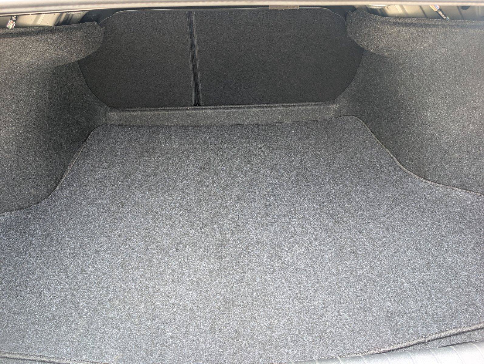 Used 2025 Nissan Sentra SV FWD image 5