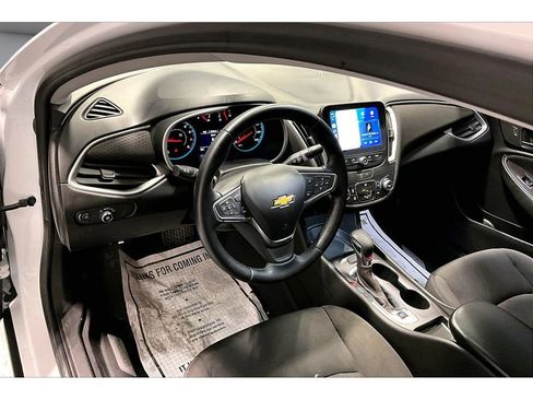 Used 2023 Chevrolet Malibu RS w/ LPO, Floor Liner Package FWD image 16