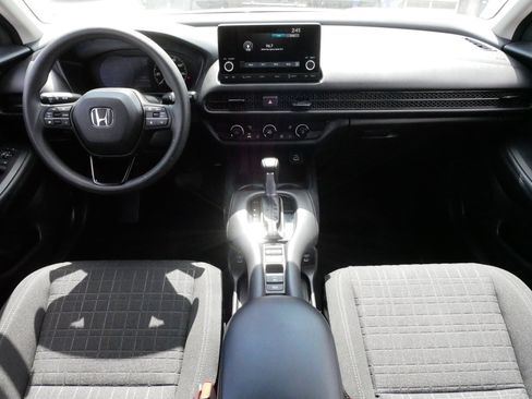 Certified 2025 Honda HR-V LX image 10