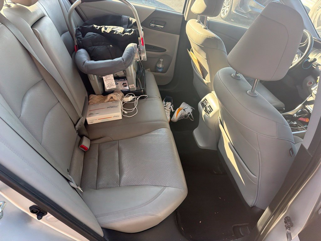 Used 2015 Honda Accord EX-L image 22