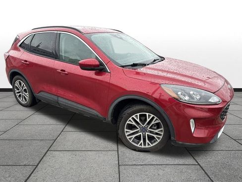 Used 2020 Ford Escape SEL FWD image 3