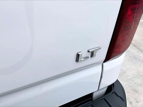 Used 2022 Chevrolet Silverado 2500 LT w/ Convenience Package image 10