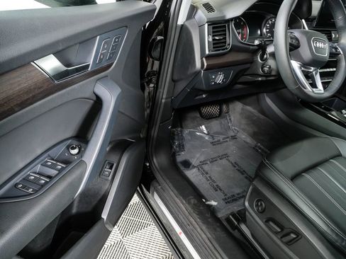 Used 2023 Audi Q5 2.0T Premium w/ Convenience Package AWD/4WD image 7