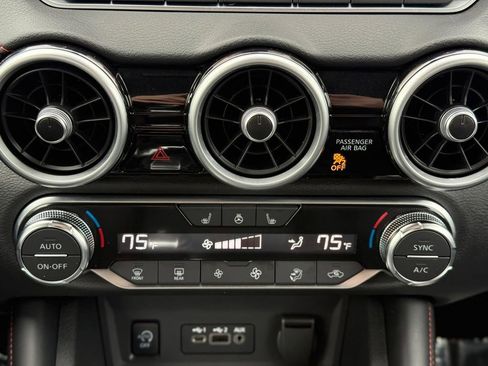 Used 2024 Nissan Sentra SR w/ SR Premium Package image 31