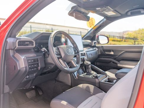 Certified 2025 Toyota Tacoma TRD Off-Road w/ TRD Off Road Upgrade Package AWD/4WD image 17