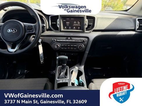 Used 2018 Kia Sportage LX w/ LX Technology Package FWD image 13