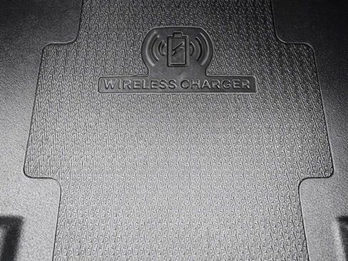 Used 2024 Dodge Durango GT image 30