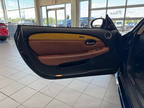 Used 2004 Lexus SC 430 Convertible RWD image 13
