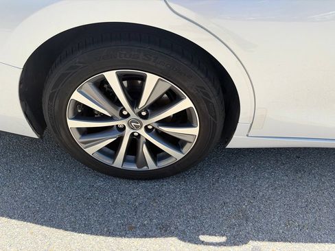 Used 2020 Lexus ES 350 w/ Premium Package FWD image 11