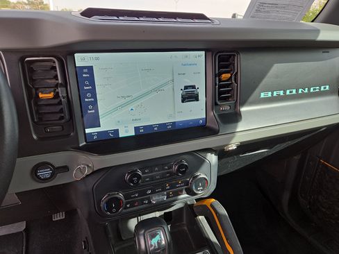 Used 2022 Ford Bronco Badlands AWD/4WD image 19