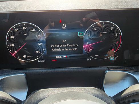 Used 2026 Mercedes-Benz GLB 250 4MATIC image 25