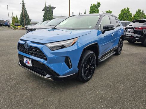 Used 2022 Toyota RAV4 XSE image 3
