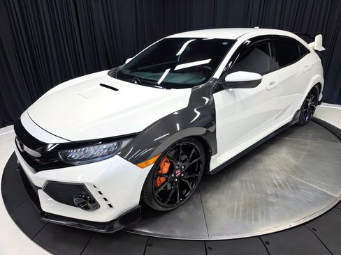 Used 2018 Honda Civic Type R image 49