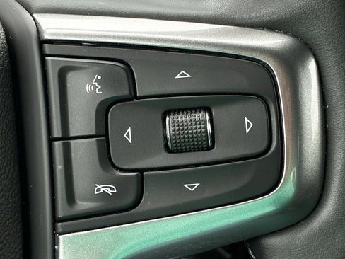 Used 2024 Chevrolet Silverado 1500 LT AWD/4WD image 11