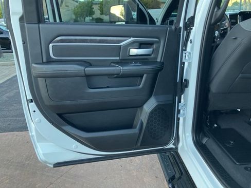 Used 2024 RAM 2500 Big Horn w/ Night Edition image 23