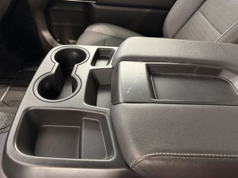 Used 2022 Chevrolet Silverado 3500 LT w/ Convenience Package image 16