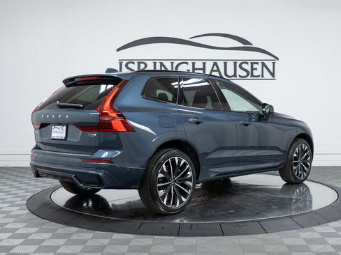 New 2026 Volvo XC60 T8 Ultra w/ Climate Package AWD/4WD image 5