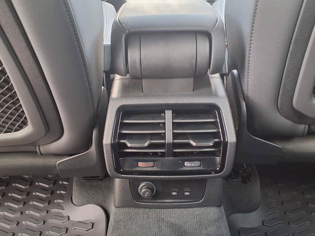 Used 2025 Audi Q3 2.0T Premium AWD/4WD image 10