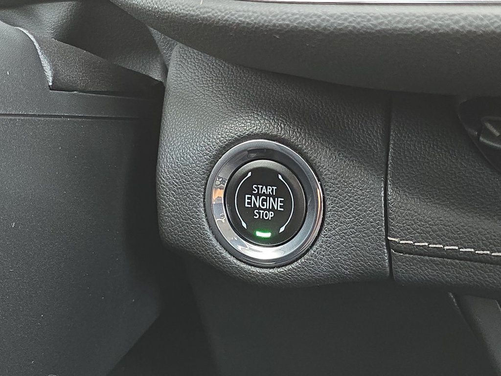 Used 2023 Buick Envision Preferred w/ Sport Touring Package AWD/4WD image 19