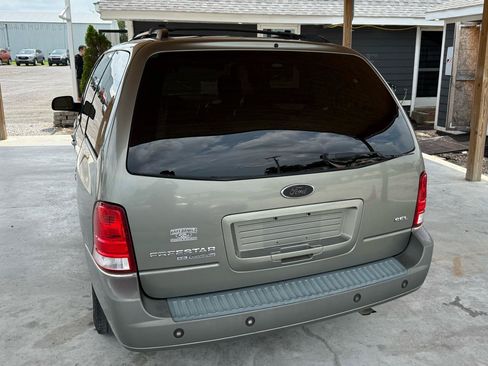 Used 2005 Ford Freestar SEL FWD image 13